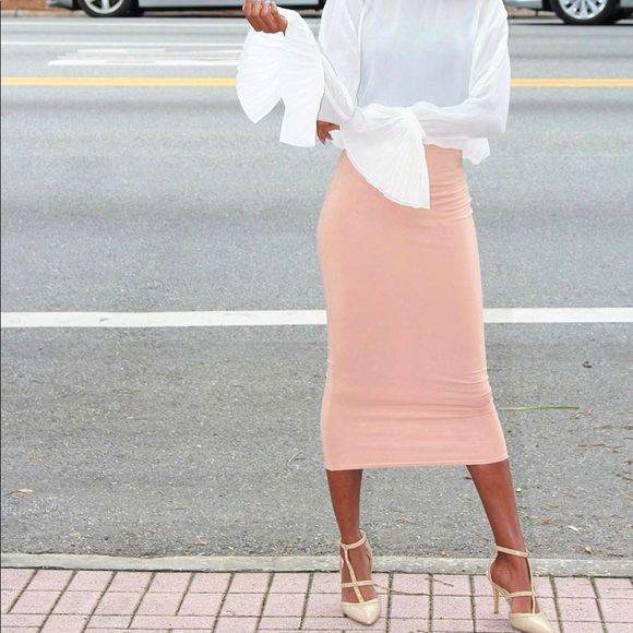 Dresses & Skirts - Missguided Midi skirt